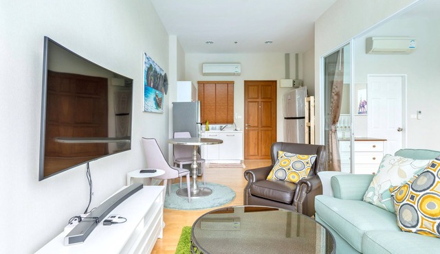 Luxurious Ground Floor Condo with Pool Access in Hua Hin