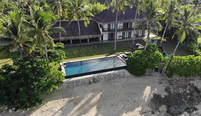M San Rem Villa