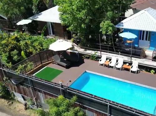 Mango House