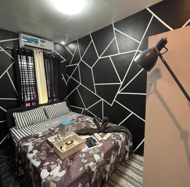 Marcus Tiny House - Black&White in Cabanatuan City