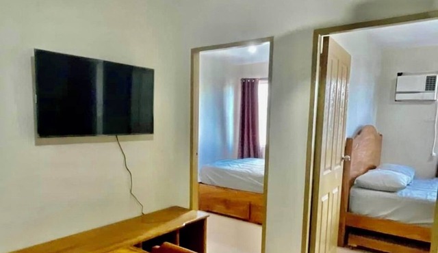 Marina Condo 2bedroom unit in Good Location.