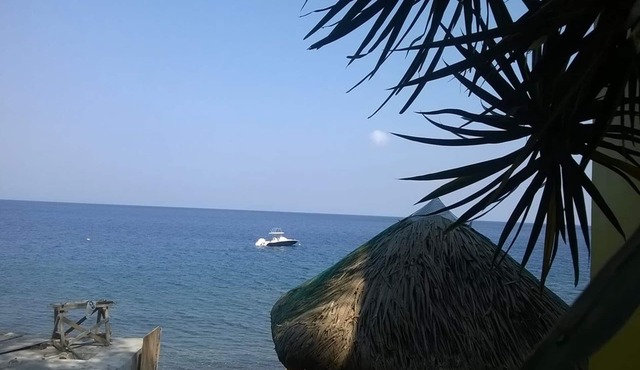 Meaco Hotel - Anilao
