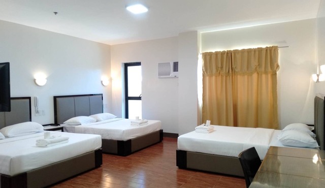 Meaco Royal Hotel- Aparri