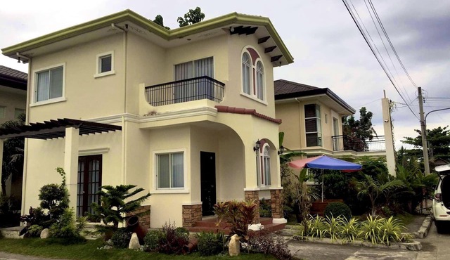 MINGLANILLA, CEBU FONTE DI VERSAILLES HOUSE RENTAL