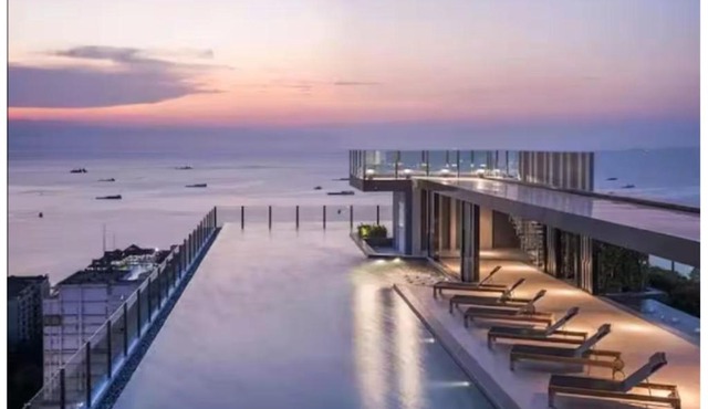 Modern 1BR at The Base Pattaya Central