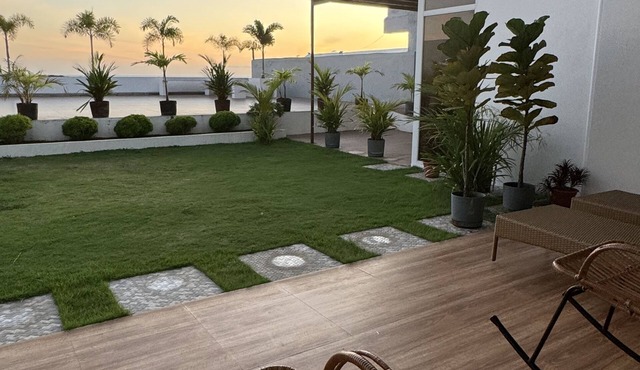 Modern 2-story beach house retreat with amazing view and privacy.