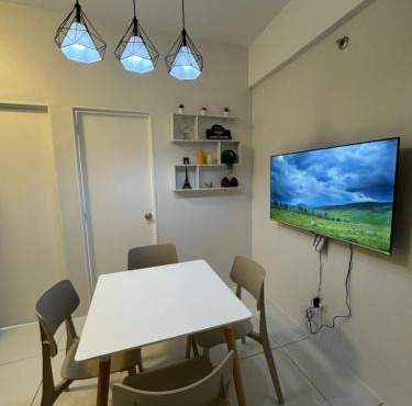 Naga City Centro 2BR River view Condominium with Fiber Internet
