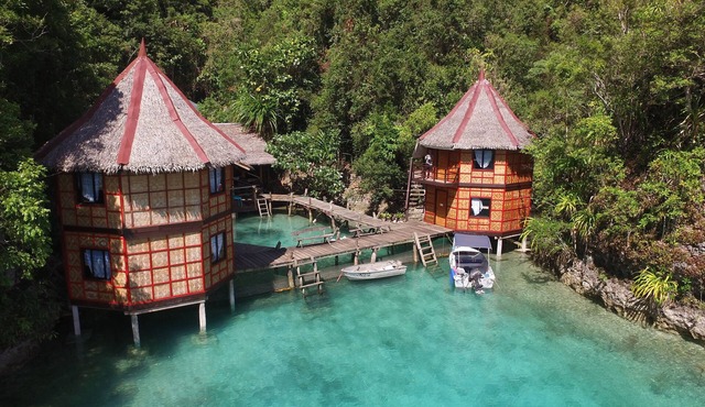 Native Cottage in a Private Lagoon near Sohoton Room L2