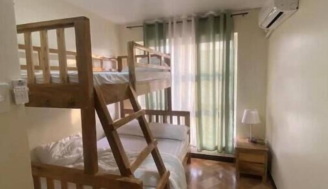 New & Spacious Townhouse Unit w/24H Security!