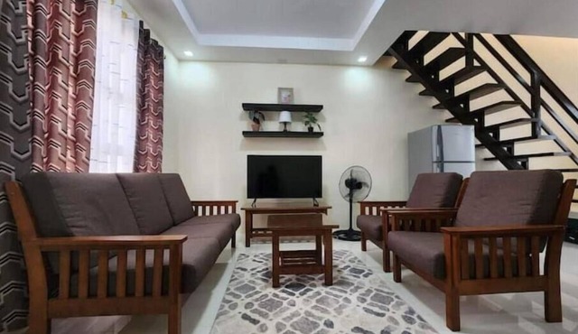 New Whole Townhouse Unit w/24H Security!