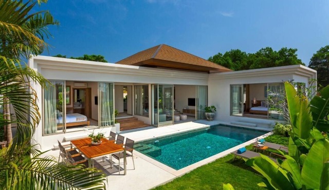 nRefined living at Trichada Villas by Bibi-Star, elegance near shops & the beach