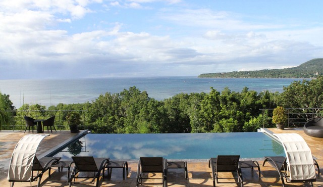 Ocean Suites Boutique Hotel