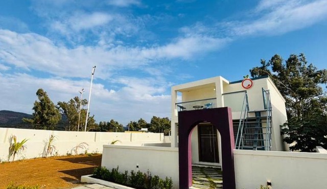 Orange Villa