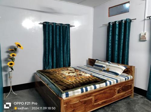 PAHI HOMESTAY, Nameri
