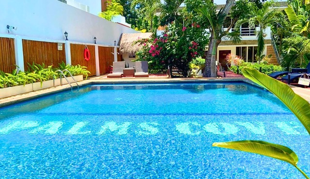 Palms Cove Resort