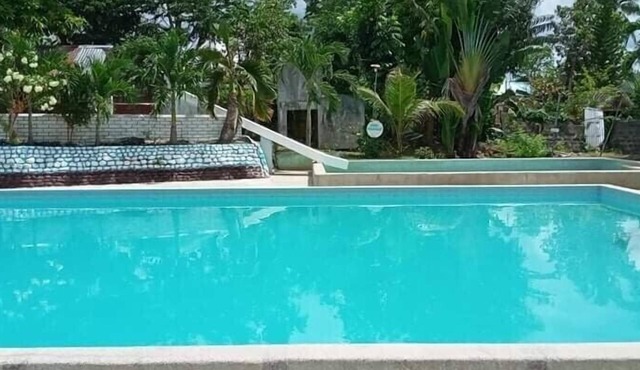 Perfect For Friends And Family Gatherings, Reunions Or Weddings By The Poolside