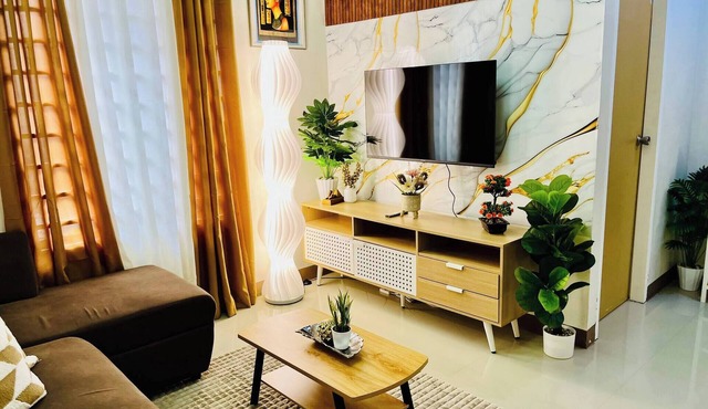 Bloomstone 2BR Family Suite in Gensan