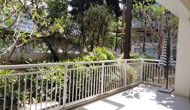 Pico de Loro Beach and Country Club Mirb4113brAC