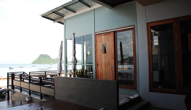 Prachuap Beach Hotel