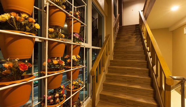 Pranee Home