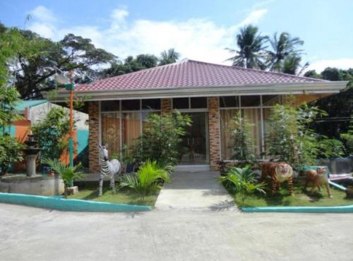 RedDoorz @ Classique Pan Oriental Hotel and Resort Batangas