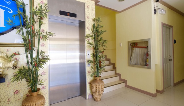 RedDoorz Plus @ Manalo Extension Palawan