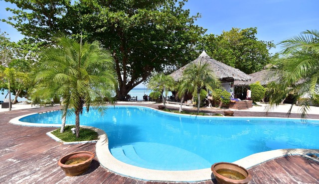 Reef Resort