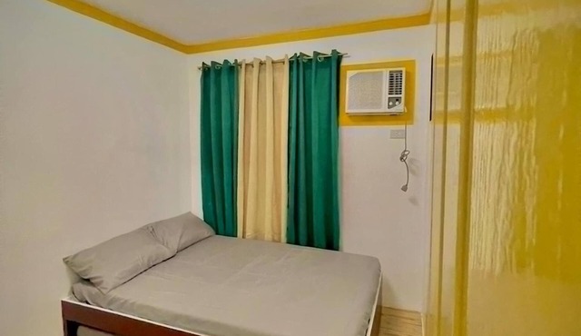 Relaxing 2 BR 1 BTH Riverside View @ 8 Spatial Davao City