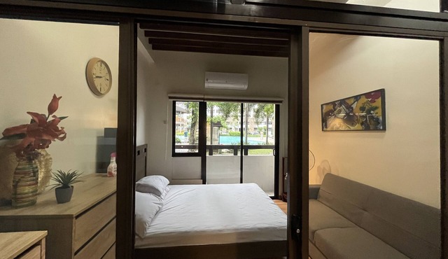 Resort Feel 1BR Beside SM Mall ground floor unit