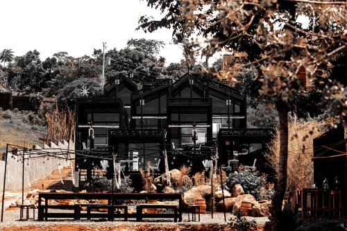 Rest-T-House