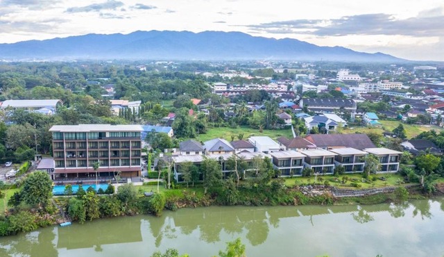 Riverawan Hotel