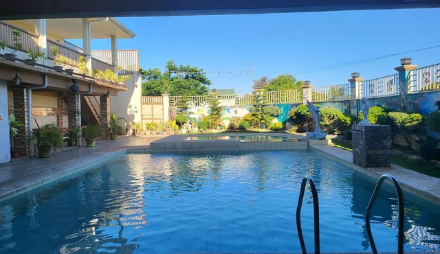 Rooms R Us - Villa Elsie Resort
