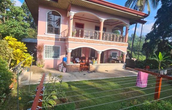Rotunda Inn home stay