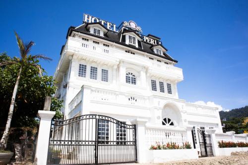San Franz Hotel La Perla