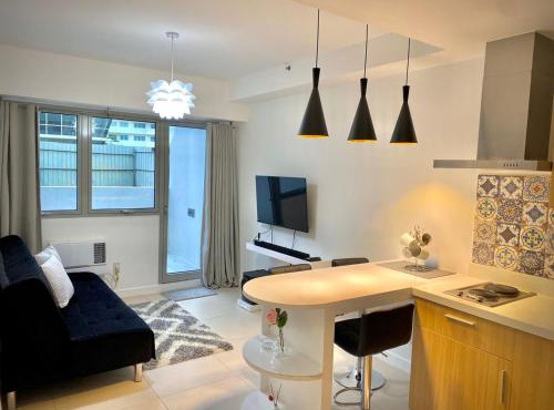 Sanctuary Center 1 BR Staycation in Commonwealth