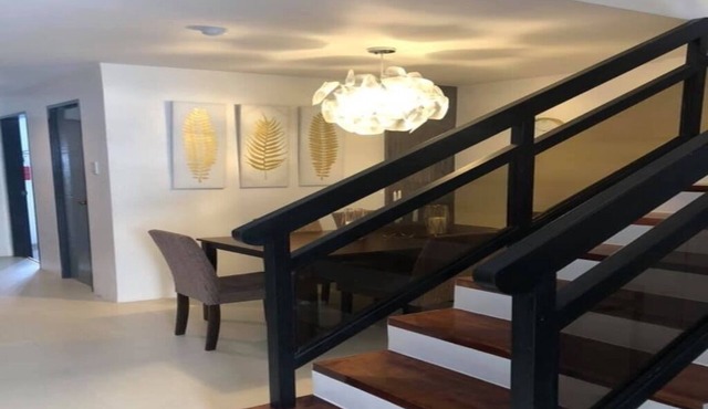 Sentro Pinili is 5 minutes away from Rizal Boulevard and 20 minutes from the Sibulan airport