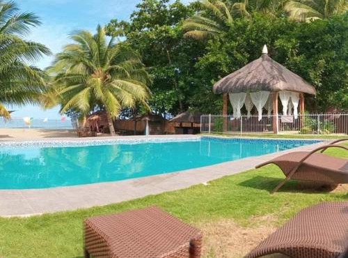 Sevens Hideaway Beach Resort