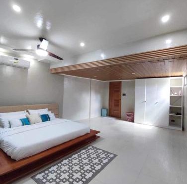 Shella Home Stay