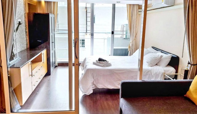 Short-Term Rental Allowed - 6D Downtown Bkk Serviced Apartment
