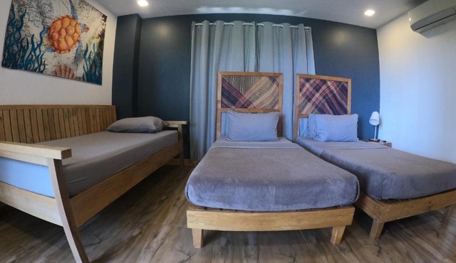 Silver Reef Dive Resort