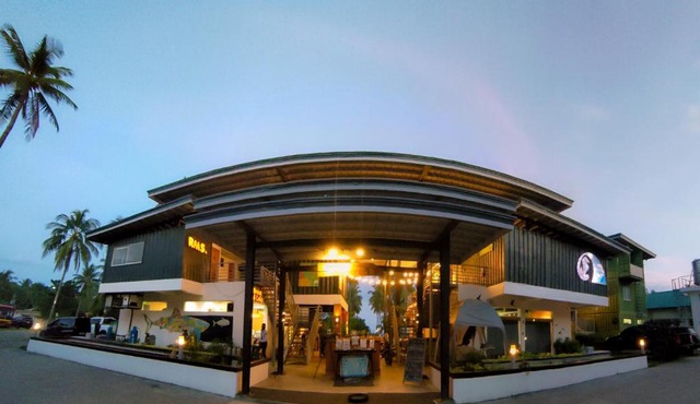 Silver Reef Dive Resort
