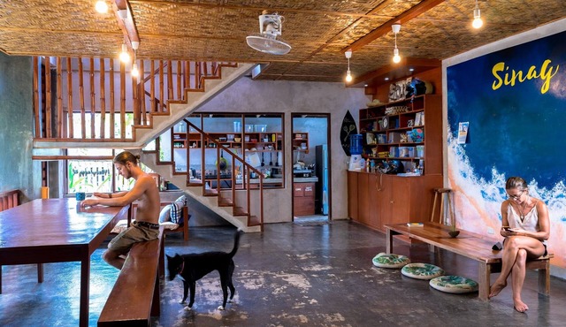 Sinag Hostel - Adults Only