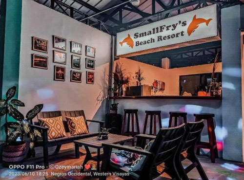 SmallFry's Beach Resort
