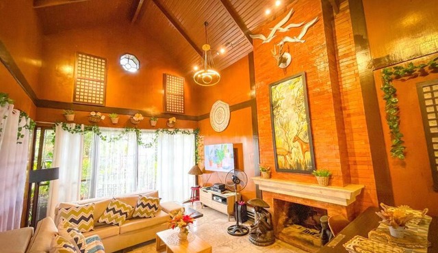 Spacious Villa in Tagaytay with View & Garden
