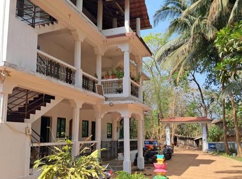 Studio Arambol Hideaway R4 by Mukund Sadan Arambol