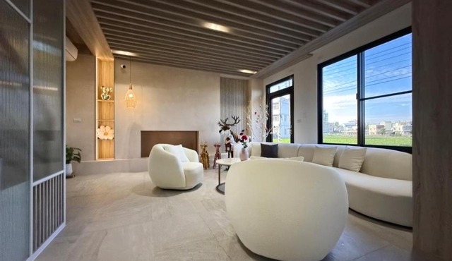 Sunrise Chanson Villa
