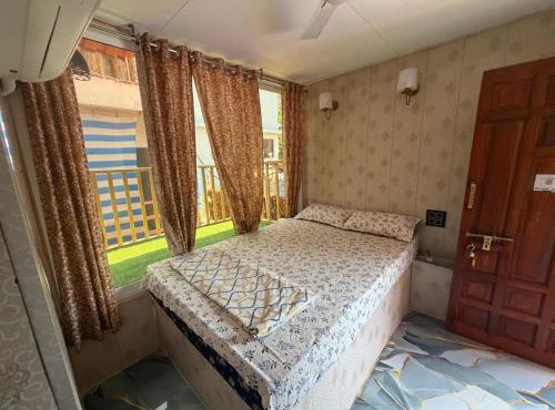 Swastik Guest House