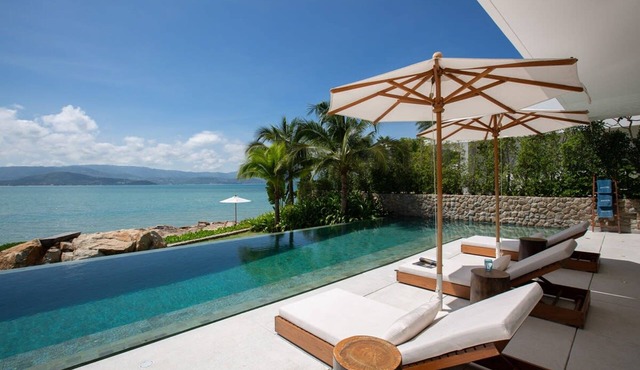 Syrah 3-bedroom Beachfront Villa in Koh Samui