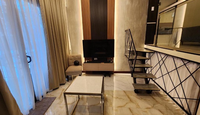 The Loft Unit 5