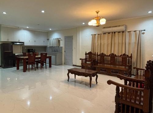 Three Bedrooms Comfort Zone Guesthouse